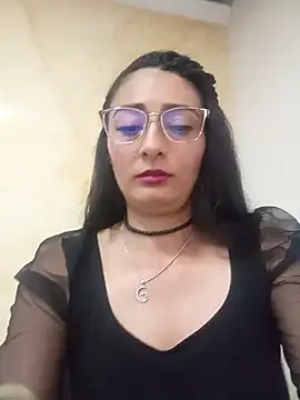 BELLA--26 online show from 01.20.25