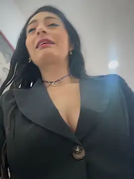 Snapshot of BELLA--26 chatting on 10.30.25 BELLA--26 online show from 10.30.25