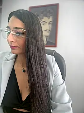 Snapshot of BELLA--26 chatting on 11.03.25 BELLA--26 online show from 11.03.25