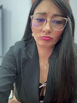 Snapshot of BELLA--26 chatting on 01.05.26 BELLA--26 online show from 01.05.26