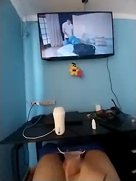 Snapshot of Elrep_tile chatting on 02.27.25 Elrep tile online show from 02.27.25