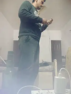 MAGNETICDADDY8 online show from 10.23.25