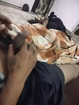 MAGNETICDADDY8 online show from 10.29.25