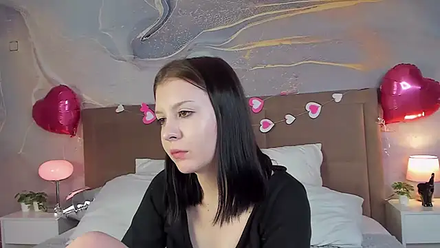 AmeliaVon online show from 02.14.25