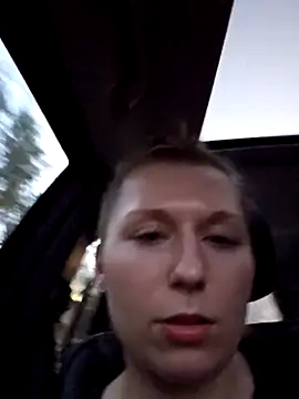 Snapshot of SexyJoanne chatting on 03.06.25 SexyJoanne online show from 03.06.25