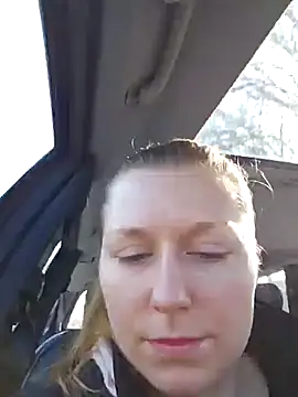 Snapshot of SexyJoanne chatting on 03.08.25 SexyJoanne online show from 03.08.25