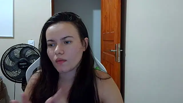 camillebr online show from 02.20.25