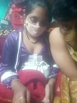 Snapshot of YourHotRandi chatting on 01.08.26 YourHotRandi online show from 01.08.26