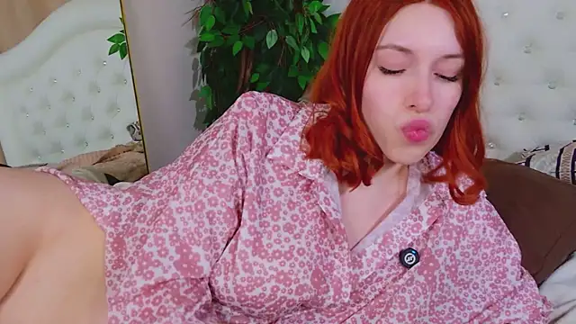 Snapshot of Mikka_Blush chatting on 06.03.26 Mikka Blush online show from 06.03.26