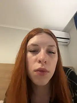 Snapshot of Mikka_Blush chatting on 06.15.26 Mikka Blush online show from 06.15.26