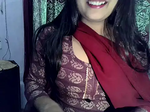 SIYA MAVI online show from 11.20.25