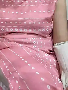 Snapshot of mallupriyapriya chatting on 02.10.25 mallupriyapriya online show from 02.10.25