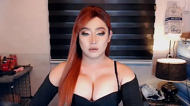 Snapshot of MistressJewel chatting on 02.06.25 MistressJewel online show from 02.06.25