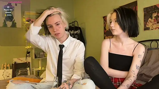 VeryRare TwinS online show from 10.21.25