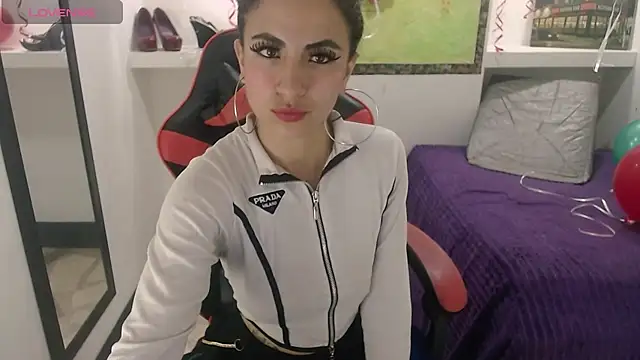 Anniee x online show from 02.21.25