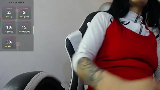 Anniee x online show from 11.22.25