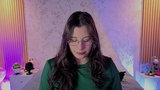 Snapshot of Charlotte__Miller chatting on 05.15.26 Charlotte Miller online show from 05.15.26
