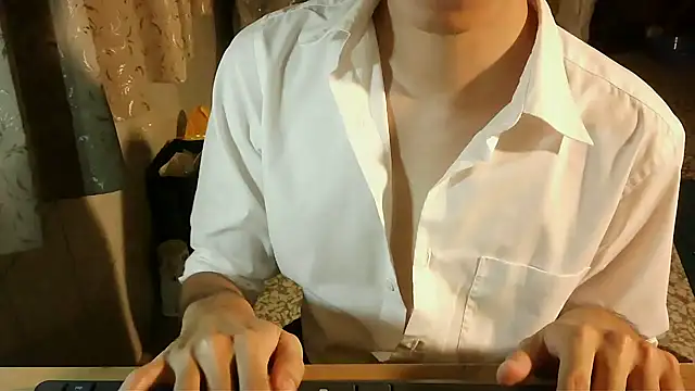 Snapshot of KYU890428 chatting on 09.09.25 KYU890428 online show from 09.09.25