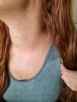 AliceRuivinha2 online show from 10.28.25