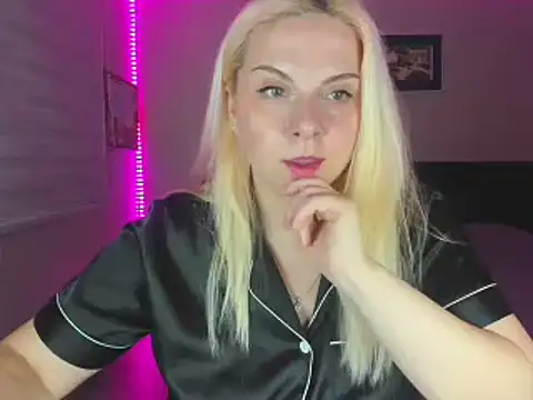 HappyIva online show from 01.15.26