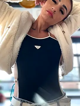 Samantha bigboobs online show from 10.29.25