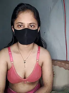 Hot Nila online show from 03.07.25