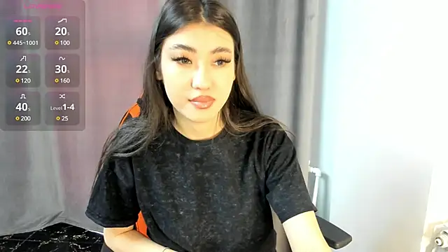 Snapshot of EclipseEve chatting on 01.14.25 EclipseEve online show from 01.14.25