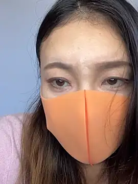 Snapshot of Mary-JP chatting on 01.11.25 Mary-JP online show from 01.11.25