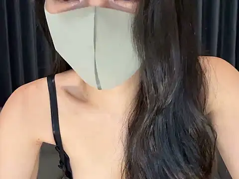 Snapshot of Mary-JP chatting on 02.10.26 Mary-JP online show from 02.10.26