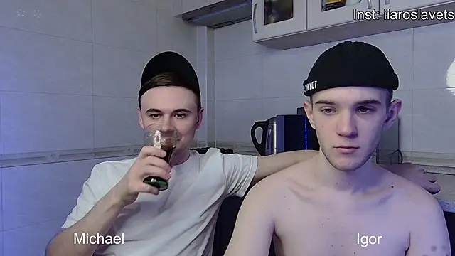 Snapshot of michael_sexdevil chatting on 01.19.25 michael sexdevil online show from 01.19.25