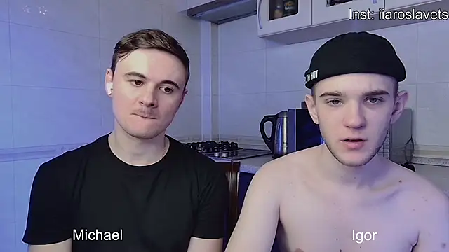 Snapshot of michael_sexdevil chatting on 01.25.25 michael sexdevil online show from 01.25.25