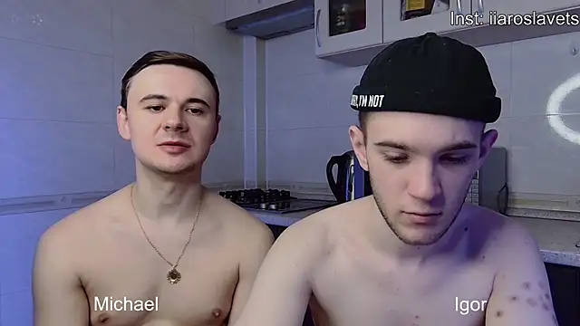 Snapshot of michael_sexdevil chatting on 01.27.25 michael sexdevil online show from 01.27.25