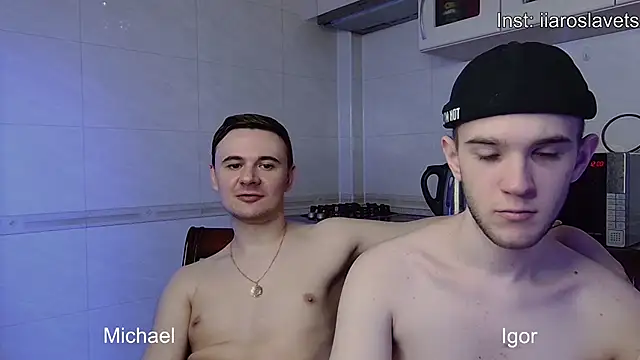 Snapshot of michael_sexdevil chatting on 01.27.25 michael sexdevil online show from 01.27.25