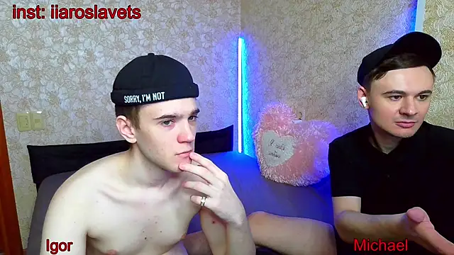 Snapshot of michael_sexdevil chatting on 02.14.25 michael sexdevil online show from 02.14.25