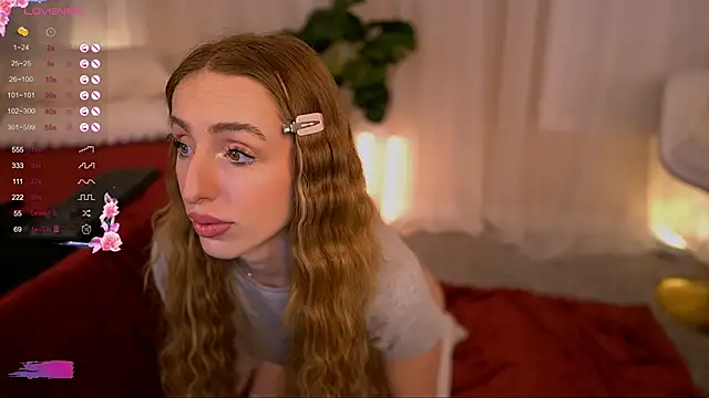 LunaBlossomX online show from 02.26.25