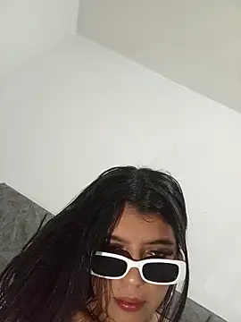 Snapshot of Documentos69 chatting on 10.10.25 Documentos69 online show from 10.10.25