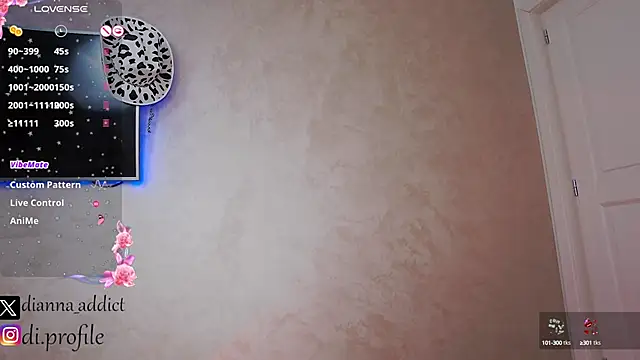 uhlala   online show from 01.15.25