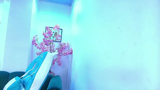 Snapshot of Arianna_sweeet chatting on 05.19.26 Arianna sweeet online show from 05.19.26