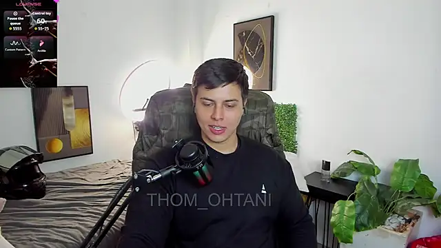 Snapshot of Thom_Ohtani chatting on 02.28.26 Thom Ohtani online show from 02.28.26