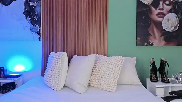 KimStone1 online show from 03.12.25