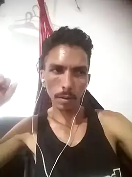 MagrinhoSaradoo online show from 02.24.25