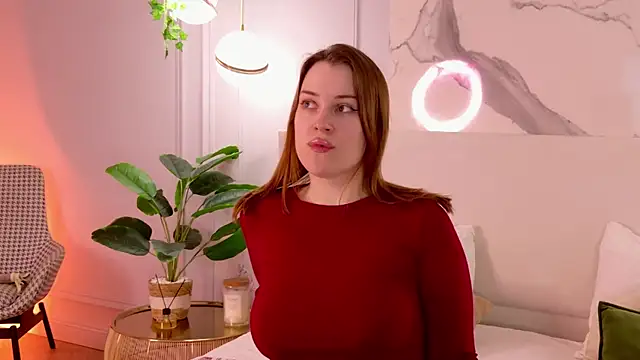 Snapshot of EllieGarson chatting on 04.17.26 EllieGarson online show from 04.17.26