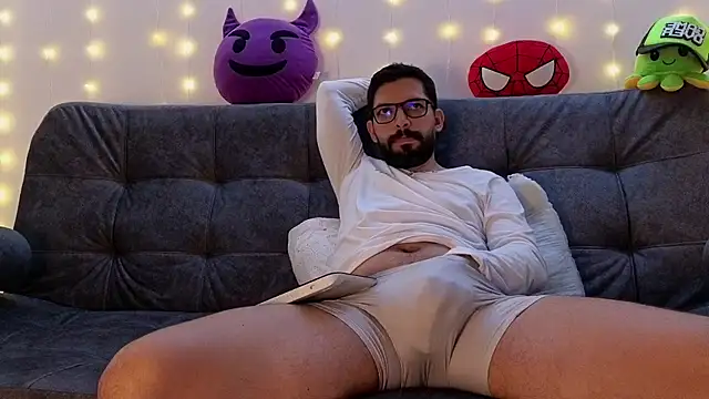 Snapshot of ErickBrant chatting on 03.04.25 ErickBrant online show from 03.04.25