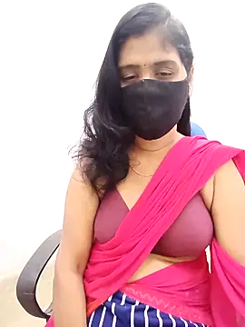 Snapshot of Lucky-Deepthi chatting on 11.19.25 Lucky-Deepthi online show from 11.19.25