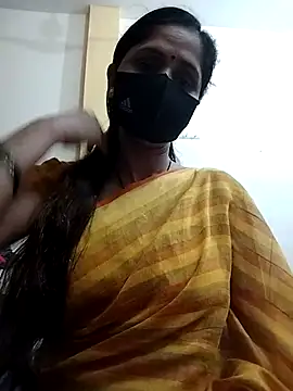 Snapshot of priyancyfun chatting on 02.08.25 priyancyfun online show from 02.08.25