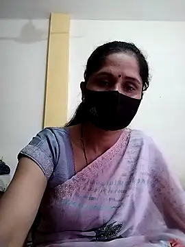 Snapshot of priyancyfun chatting on 02.12.25 priyancyfun online show from 02.12.25