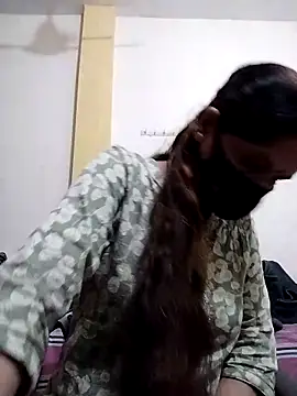 Snapshot of priyancyfun chatting on 02.13.25 priyancyfun online show from 02.13.25