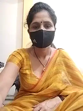 Snapshot of priyancyfun chatting on 02.17.25 priyancyfun online show from 02.17.25