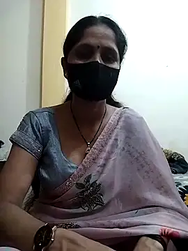 Snapshot of priyancyfun chatting on 02.22.25 priyancyfun online show from 02.22.25