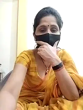 Snapshot of priyancyfun chatting on 02.23.25 priyancyfun online show from 02.23.25